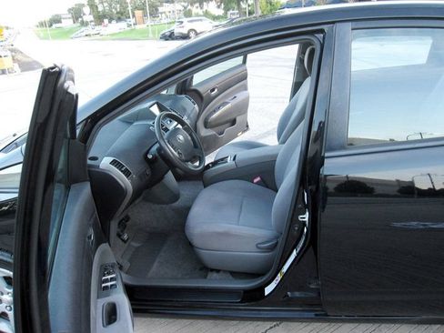 Used 2009 Toyota Prius Touring FWD image 17