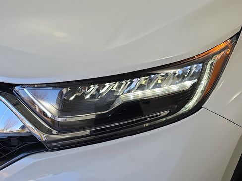 Used 2018 Honda CR-V Touring image 30