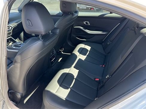 Used 2024 BMW 330i Sedan image 10