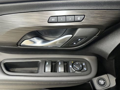 Certified 2023 GMC Terrain SLT w/ Elevation Edition image 5