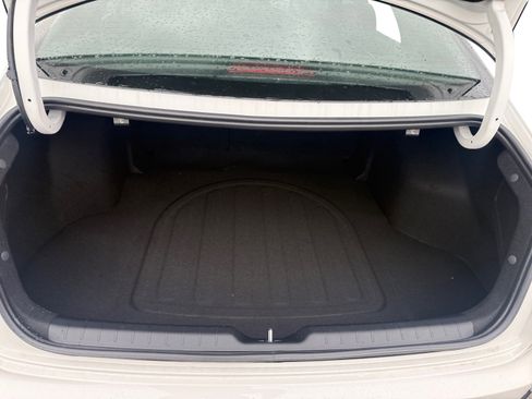 New 2025 Kia K4 GT-Line image 17