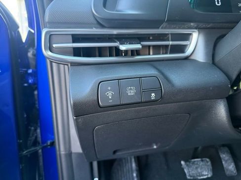 New 2026 Hyundai Elantra Hybrid FWD image 19
