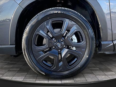 Used 2023 Subaru Ascent Onyx Edition image 6