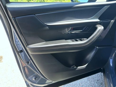 Used 2025 MAZDA CX-70 Plug-In Hybrid w/ Premium Pkg AWD/4WD image 9