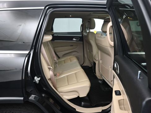 Used 2019 Jeep Grand Cherokee Limited AWD/4WD image 38