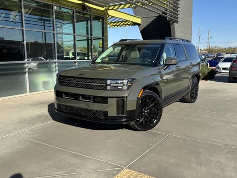 Used 2024 Hyundai Santa Fe Calligraphy image 2