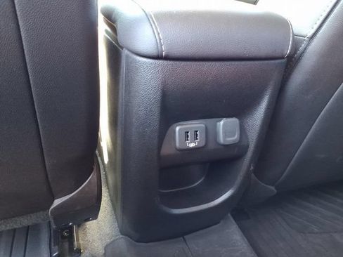 Used 2019 Chevrolet Colorado ZR2 w/ LPO, Power Package AWD/4WD image 8