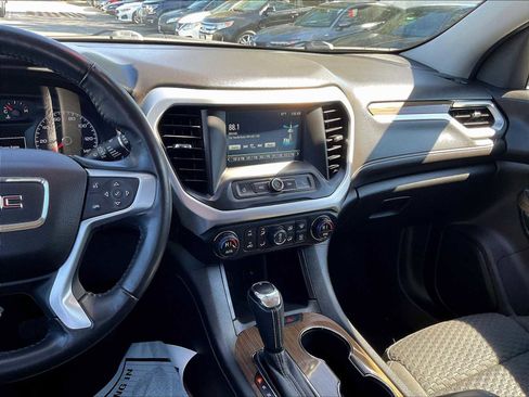 Used 2019 GMC Acadia SLE FWD image 9
