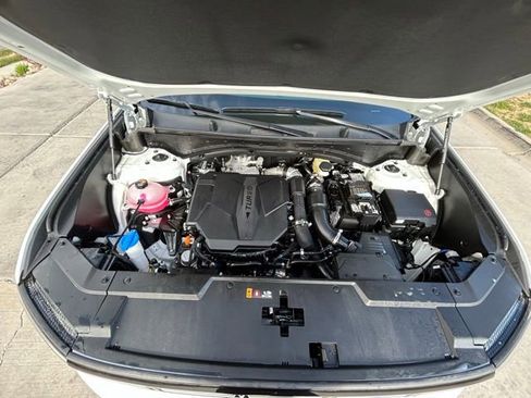 Used 2026 Hyundai Santa Fe SEL w/ Tow & Go Package image 37