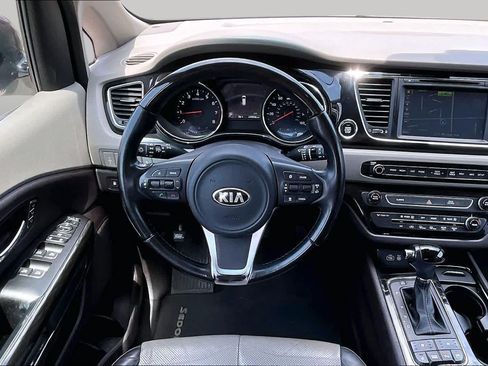 Used 2016 Kia Sedona SX Limited FWD image 6