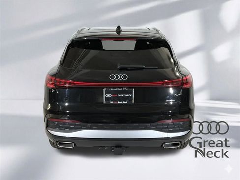 Certified 2025 Audi Q5 Premium Plus w/ Premium Plus image 23