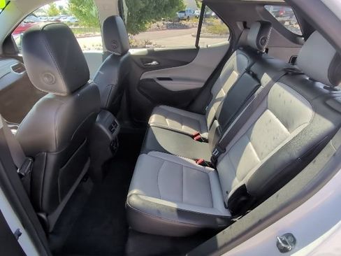 Used 2020 Chevrolet Equinox Premier FWD image 27
