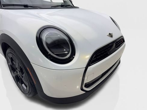 Used 2025 MINI Cooper S image 17