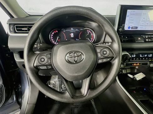 Used 2024 Toyota RAV4 XLE FWD image 16