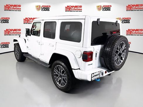 Used 2024 Jeep Wrangler High Altitude AWD/4WD image 2
