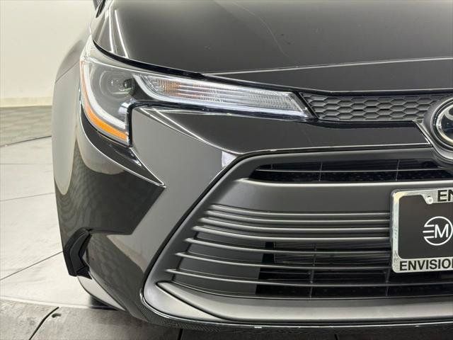 Certified 2026 Toyota Corolla LE FWD image 9