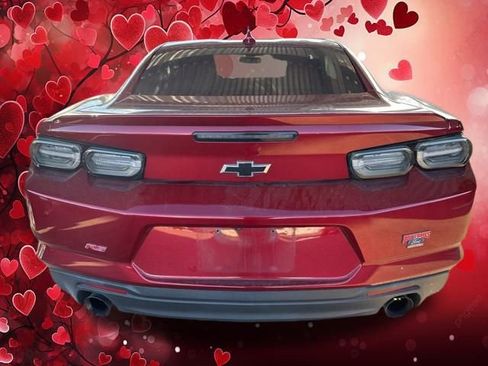 Used 2021 Chevrolet Camaro LT w/ RS Package image 4