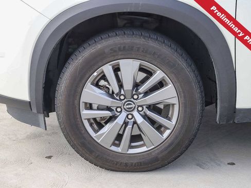 Used 2024 Nissan Pathfinder SV FWD image 11