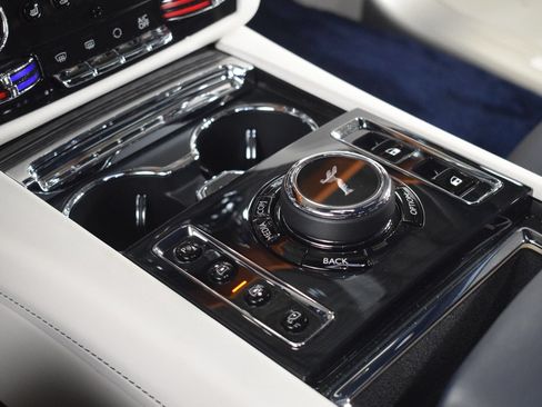 Certified 2021 Rolls-Royce Ghost AWD/4WD image 36