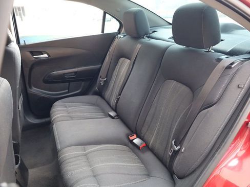 Used 2017 Chevrolet Sonic LT w/ Convenience Package image 19