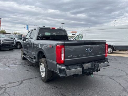 Used 2024 Ford F250 XLT AWD/4WD image 10