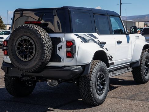 New 2026 Ford Bronco Raptor w/ Interior Carbon Fiber Pack AWD/4WD image 4