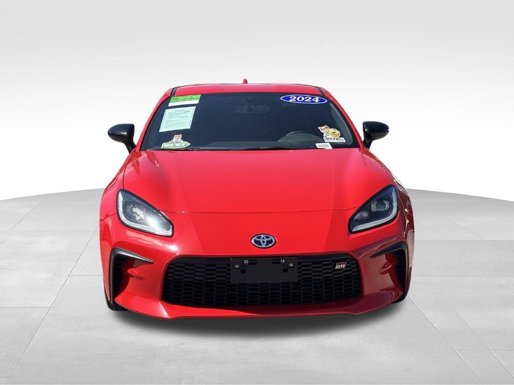 Used 2024 Toyota GR86 Premium RWD image 7