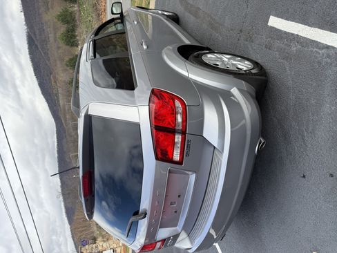 Used 2017 Dodge Journey SE image 8