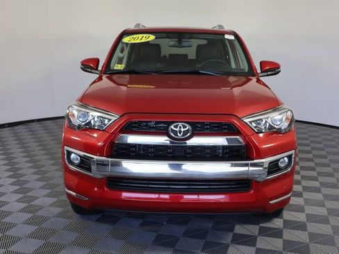 Used 2019 Toyota 4Runner Limited AWD/4WD image 2