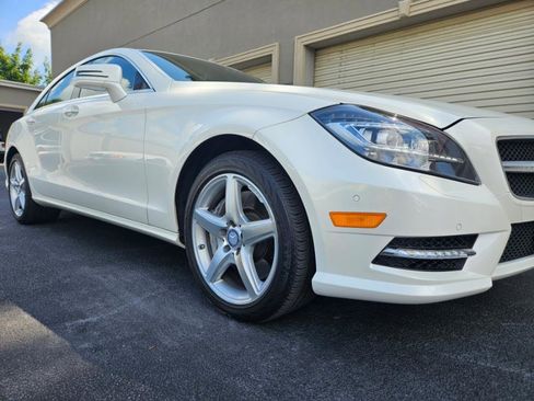 Used 2014 Mercedes-Benz CLS 550 4MATIC image 28