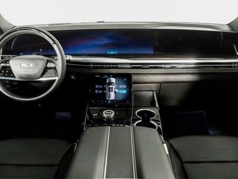 Used 2026 Cadillac Escalade Luxury w/ Touring Package image 57