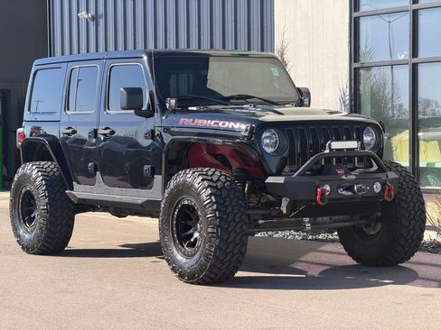 Used 2018 Jeep Wrangler Unlimited Rubicon image 3