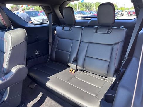 Certified 2024 Ford Explorer ST-Line w/ Class IV Trailer Tow Package AWD/4WD image 8