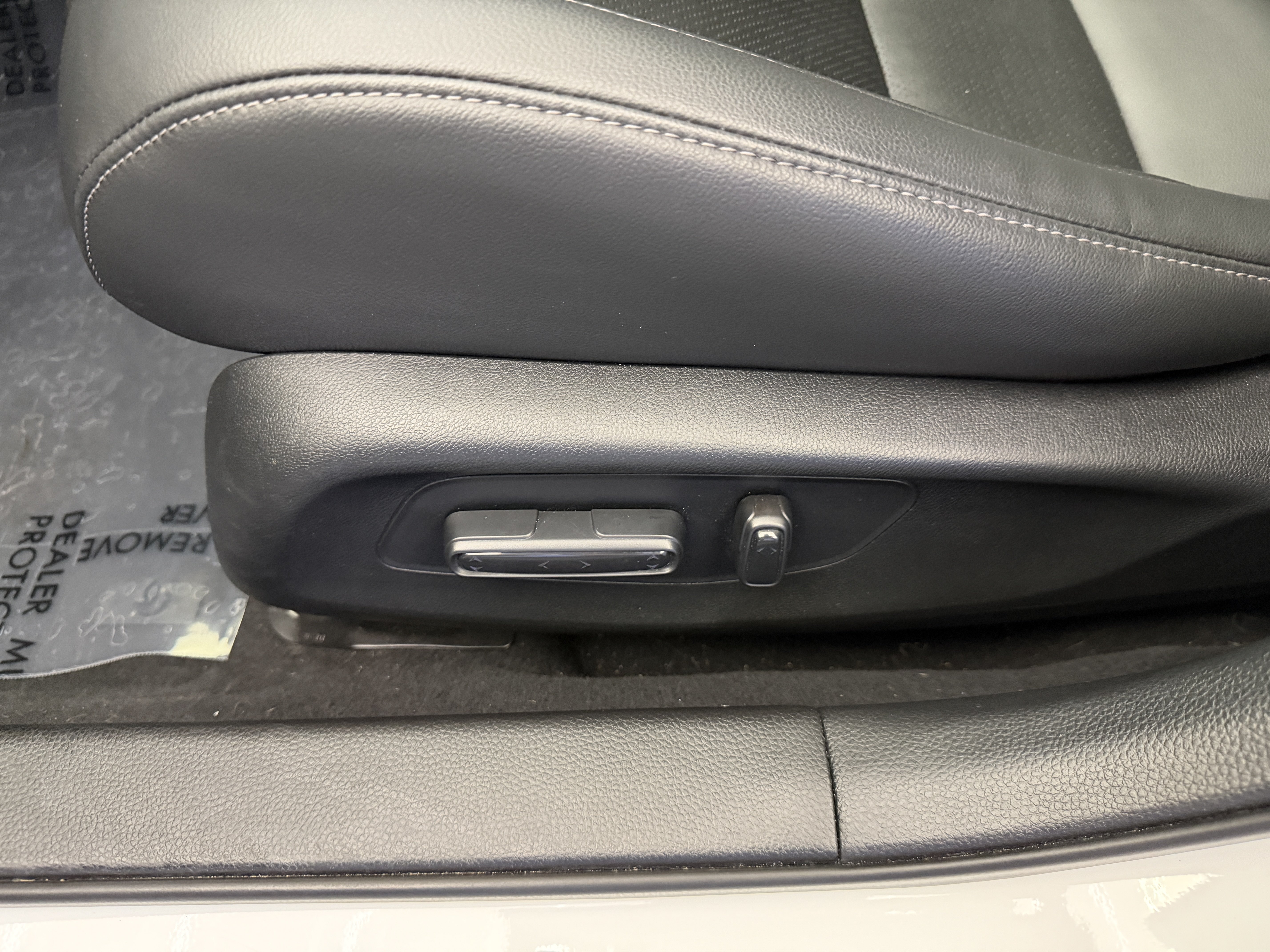Used 2024 Honda Civic EX-L image 13