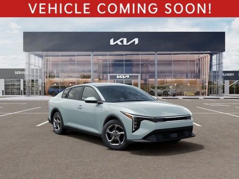 New 2026 Kia K4 FWD image 8