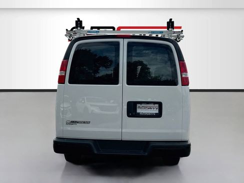 Used 2023 Chevrolet Express 2500 w/ Driver Convenience Package RWD image 6