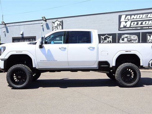 Used 2024 GMC Sierra 3500 Denali Ultimate AWD/4WD image 2