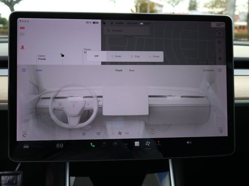 Used 2018 Tesla Model 3 Long Range image 52