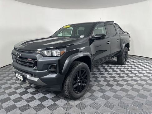 New 2025 Chevrolet Colorado Trail Boss w/ Midnight Edition image 6