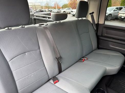 Used 2018 RAM 3500 Tradesman w/ Chrome Appearance Group image 24