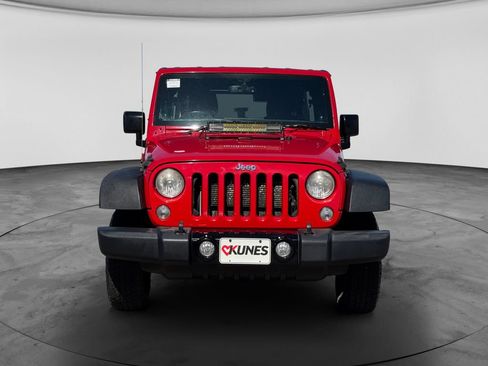 Used 2014 Jeep Wrangler Unlimited Sport AWD/4WD image 2