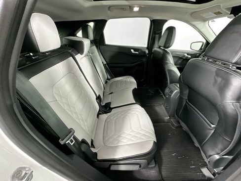 Used 2024 Ford Escape SE w/ PHEV Premium Package FWD image 30