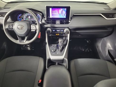 Used 2024 Toyota RAV4 LE AWD/4WD image 16