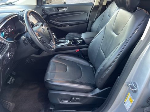 Used 2017 Ford Edge Titanium image 22