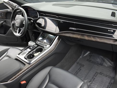 Used 2021 Audi Q8 Premium w/ Black Optic Package AWD/4WD image 10
