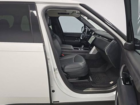 Used 2023 Land Rover Range Rover SE AWD/4WD image 6