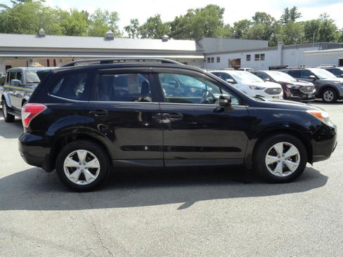 Used 2014 Subaru Forester 2.5i Touring AWD/4WD image 8