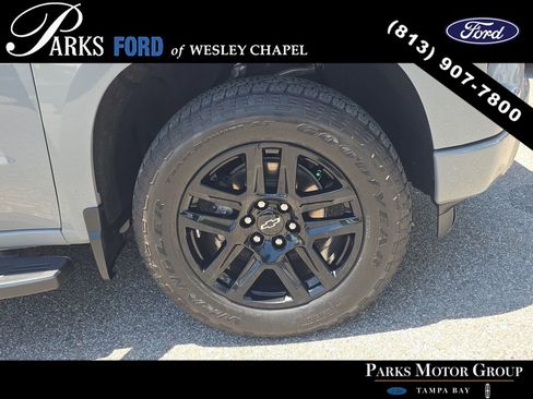 Used 2024 Chevrolet Silverado 1500 RST AWD/4WD image 30