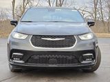 New 2025 Chrysler Pacifica Select image 2