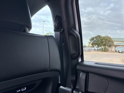 New 2026 Chrysler Pacifica Select image 38